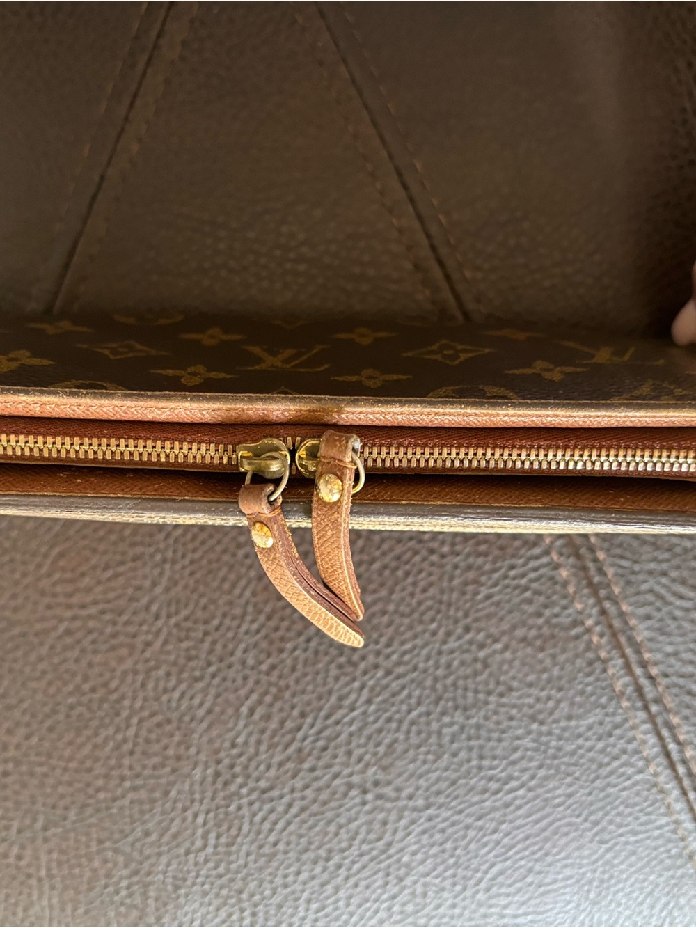 Louis Vuitton Monogram Canvas Brown & Gold Zip Wallet - Picture 16 of 16